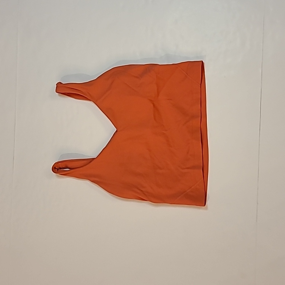 #147 LULULEMON align tank size 4